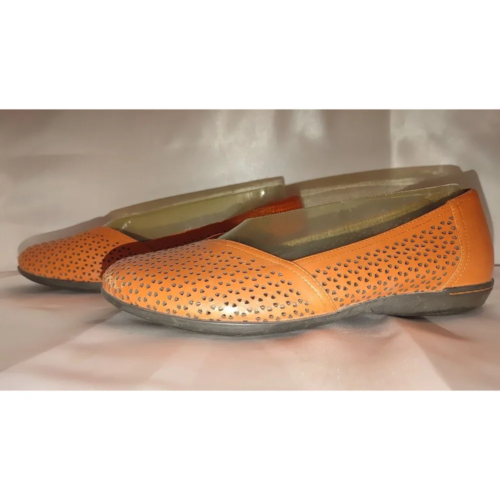 Dansko Neely Nappa Tangerine Flat Size 39